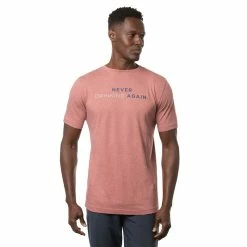 TravisMathew Finest Bottle Sargasso Sea Mens Golf T-Shirt -Clubs Shop 11843 HTHRRUBYWINE