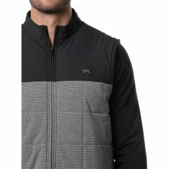 TravisMathew Zappers Mens Golf Vest -Clubs Shop 22675 BLACK0BLK 2 faf82634 c6d2 4607 a710 67449e3ba44c