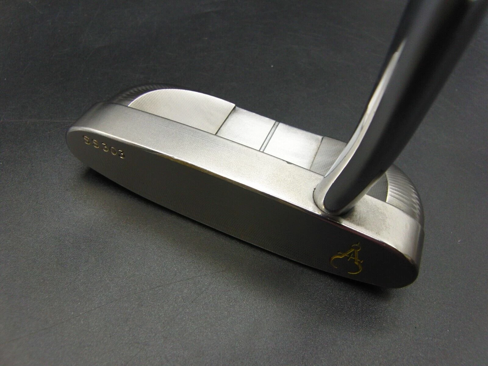 Gauge Design David Whitlam Putter Steel Shaft 89cm Length Iguana Grip 8 Gauge Design David Whitlam Putter Steel Shaft 89cm Length Iguana Grip - Image 8