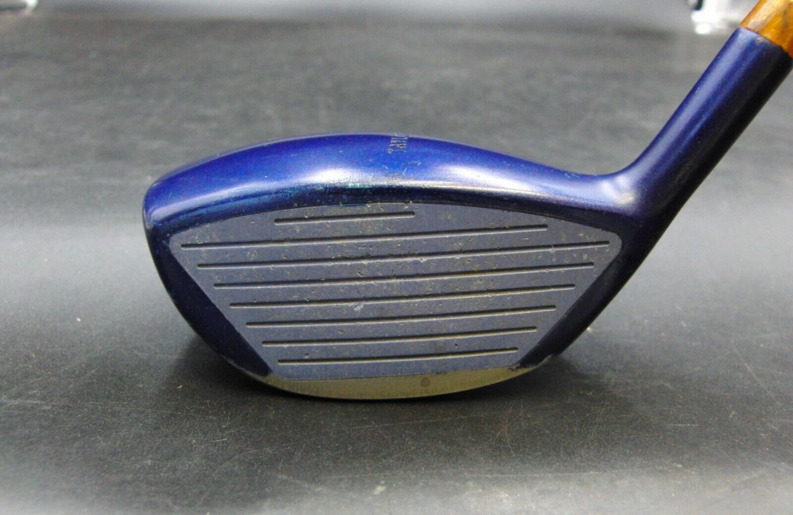 Vintage TaylorMade V DF 10.5° Driver Stiff Graphite Shaft TaylorMade Grip 2 Vintage TaylorMade V DF 10.5° Driver Stiff Graphite Shaft TaylorMade Grip - Image 2