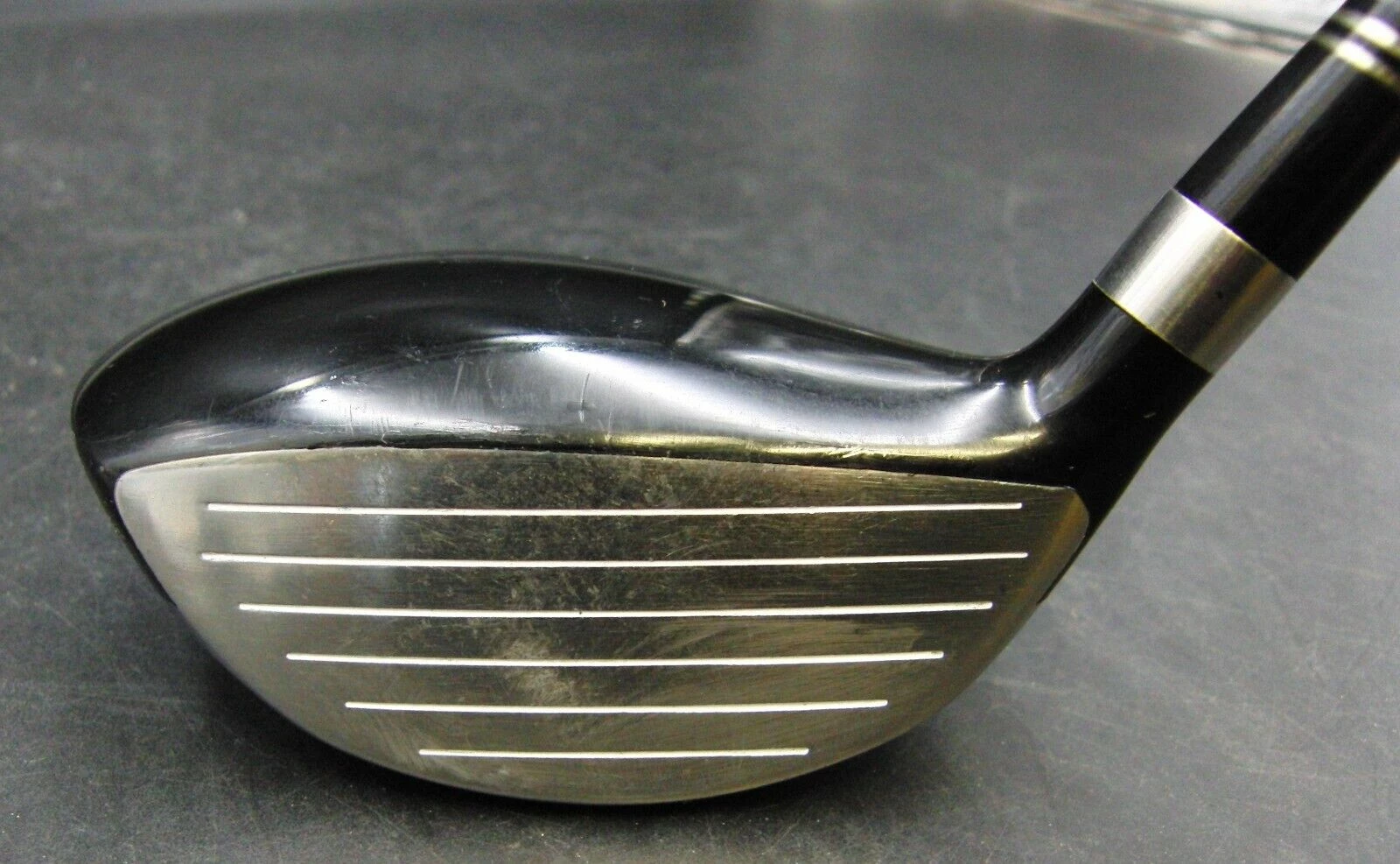 Srixon Z-Steel Maraging 14.5° 3-Wood Regular Graphite Shaft Golf Pride Grip 2 Srixon Z-Steel Maraging 14.5° 3-Wood Regular Graphite Shaft Golf Pride Grip - Image 2