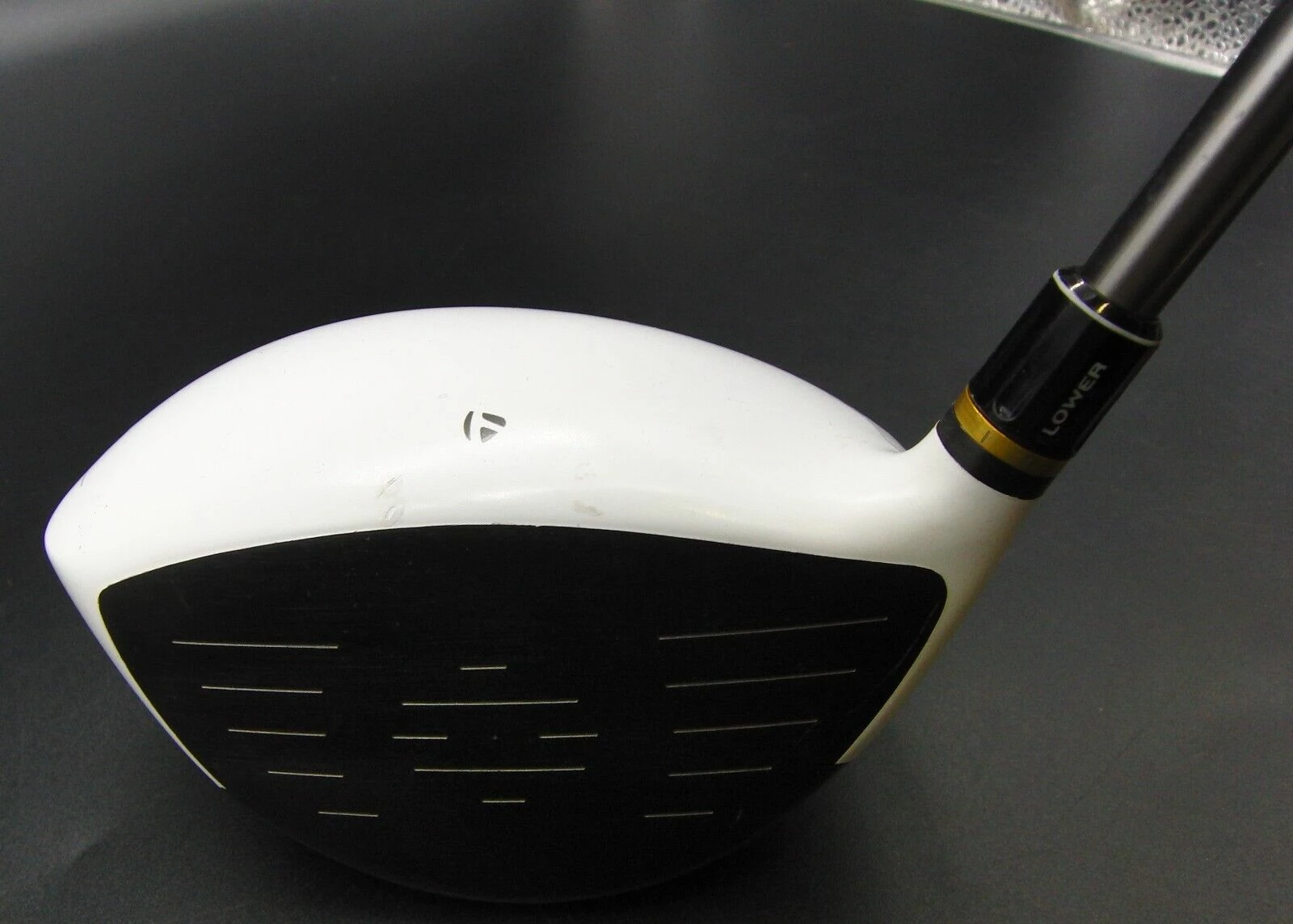 Taylormade R11 9° Driver Stiff Graphite Shaft Gloire Grip 2 Taylormade R11 9° Driver Stiff Graphite Shaft Gloire Grip - Image 2