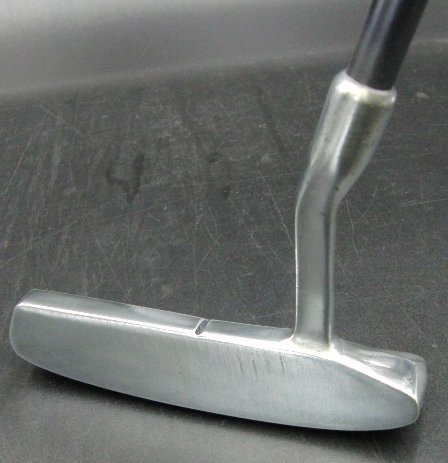 Mizuno Efil For Stylish Golf Putter Graphite Shaft 86cm Long Black Grip 5 Mizuno Efil For Stylish Golf Putter Graphite Shaft 86cm Long Black Grip - Image 5