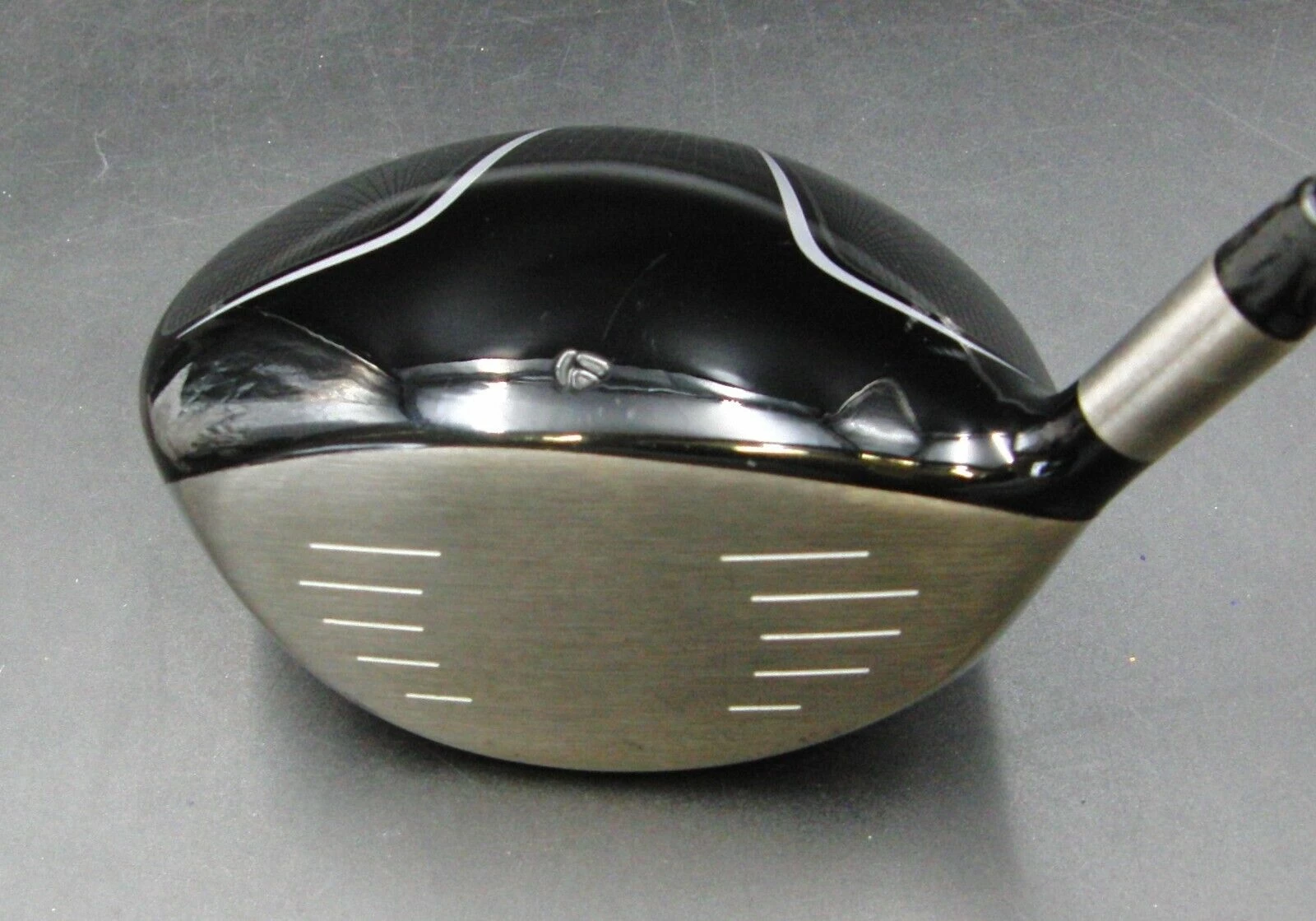 Taylormade Burner 10.5° Driver Regular Graphite Shaft Perfect Pro Grip 2 Taylormade Burner 10.5° Driver Regular Graphite Shaft Perfect Pro Grip - Image 2