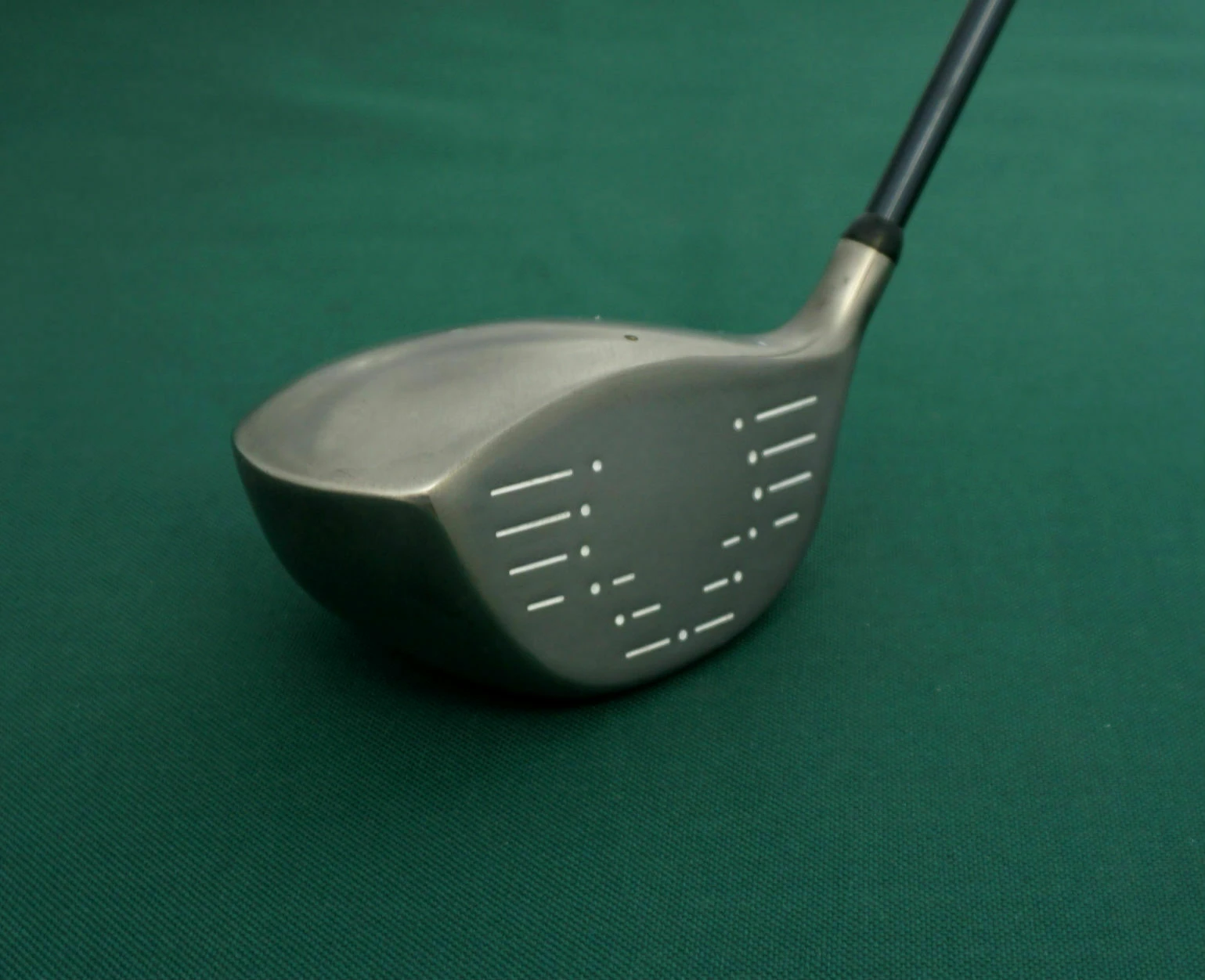 Acer XDS 2+ 10° Driver Regular Graphite Shaft Acer Grip 4 Acer XDS 2+ 10° Driver Regular Graphite Shaft Acer Grip - Image 4