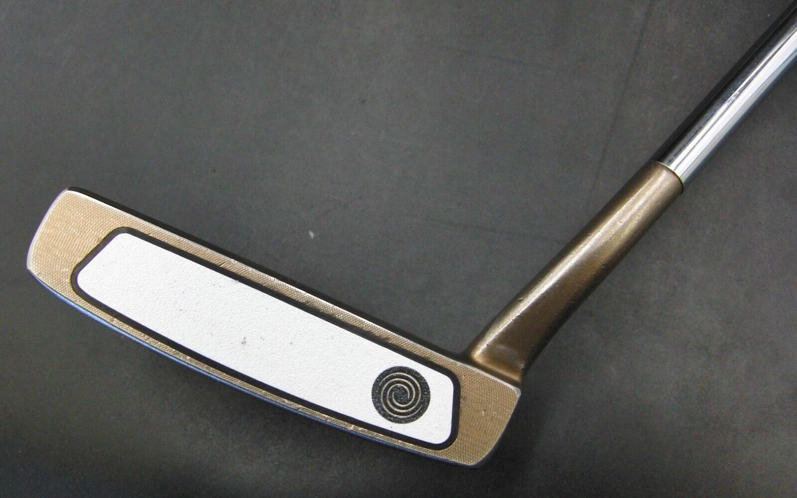 Odyssey White Ice 9 Putter Steel Shaft 84cm Playing Length Super Stroke Grip 4 Odyssey White Ice 9 Putter Steel Shaft 84cm Playing Length Super Stroke Grip - Image 4