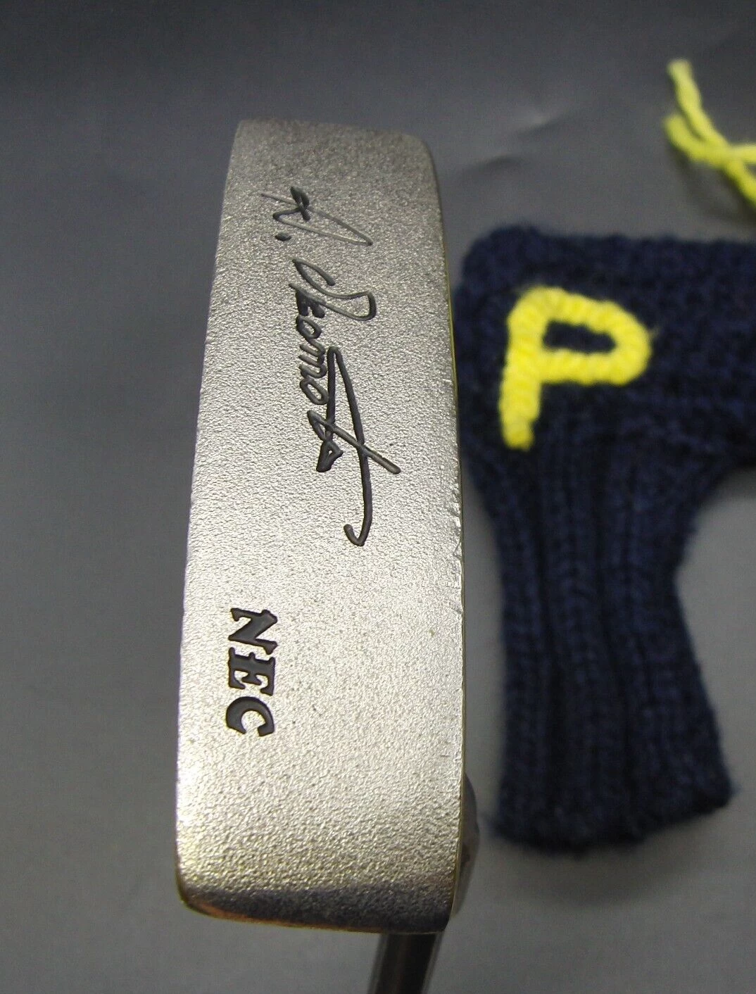 Mizuno A. Okamoto Signature NEC Putter 83.5cm Length Graphite Shaft + Headcover 1 Mizuno A. Okamoto Signature NEC Putter 83.5cm Length Graphite Shaft + Headcover
