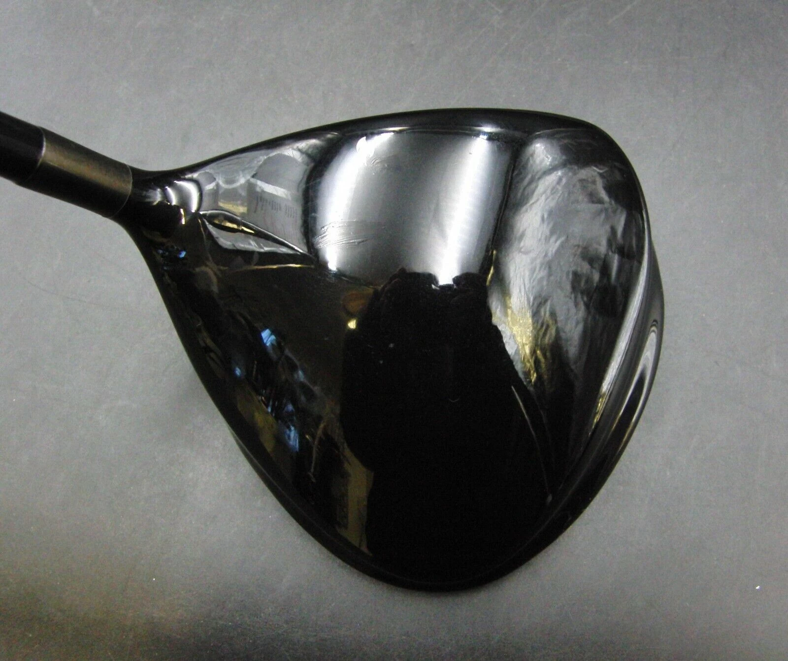 TaylorMade Tour Burner 9.5° Driver Stiff Graphite Shaft TaylorMade Grip 3 TaylorMade Tour Burner 9.5° Driver Stiff Graphite Shaft TaylorMade Grip - Image 3