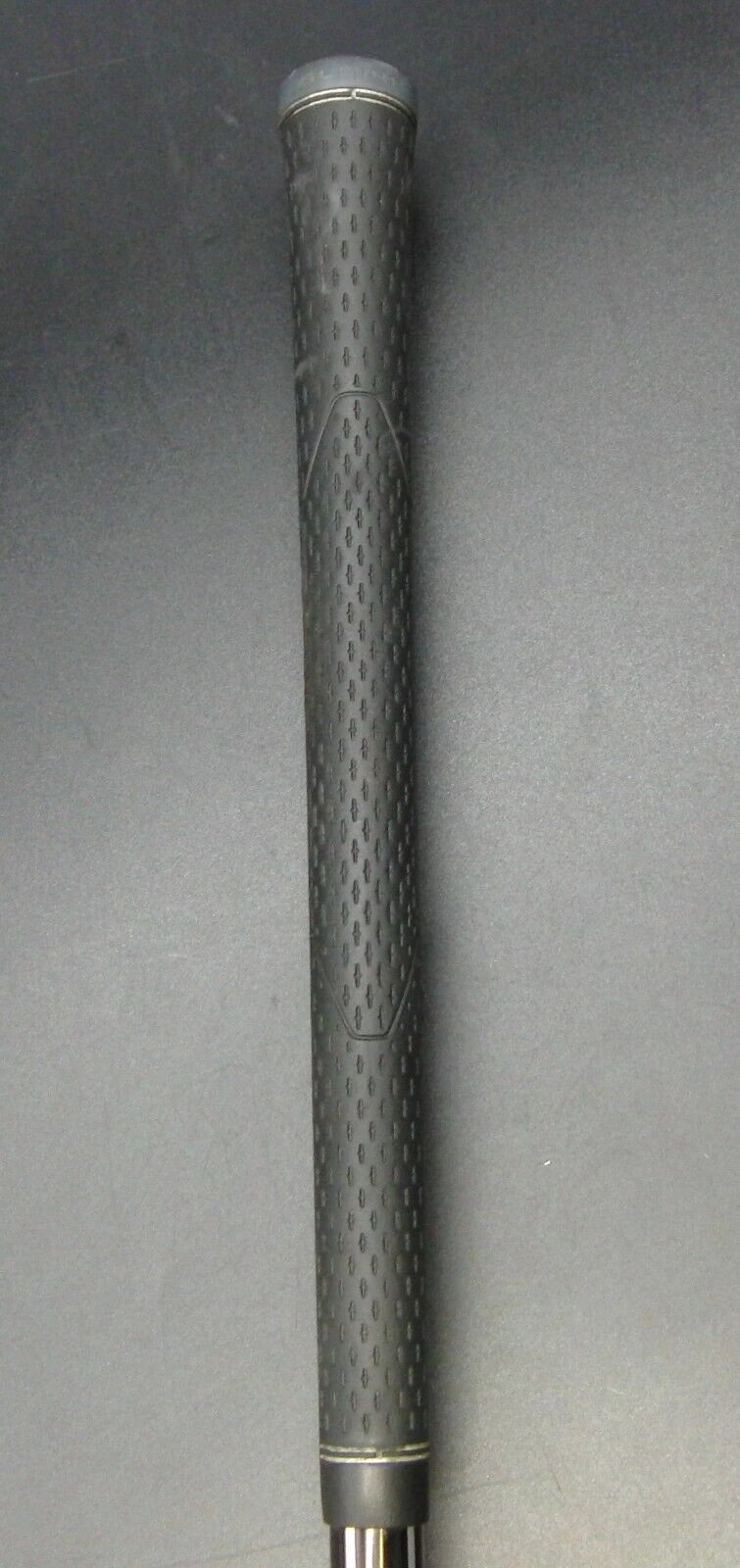 Taylormade R11 9° Driver Stiff Graphite Shaft Gloire Grip 5 Taylormade R11 9° Driver Stiff Graphite Shaft Gloire Grip - Image 5