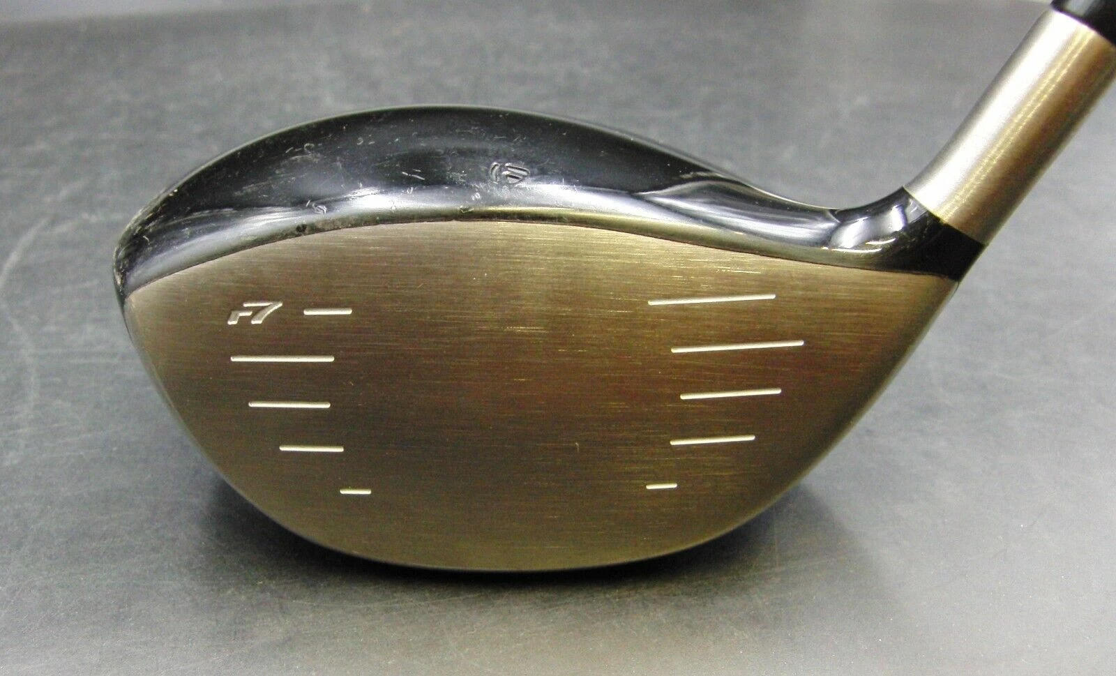 TaylorMade R7 Quad HT 9.5° Driver Stiff Graphite Shaft Golf Pride Grip 2 TaylorMade R7 Quad HT 9.5° Driver Stiff Graphite Shaft Golf Pride Grip - Image 2