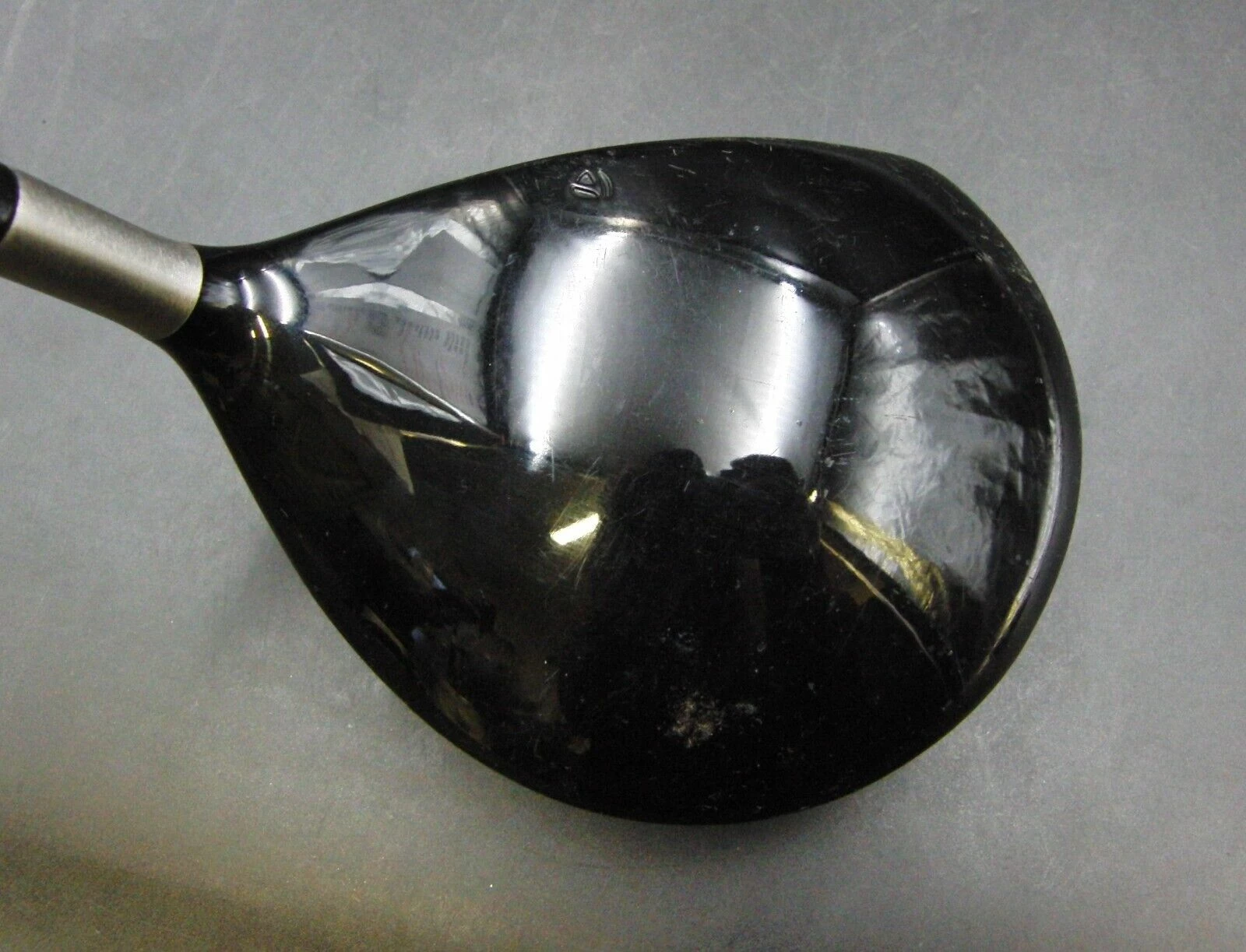 TaylorMade R7 Quad HT 9.5° Driver Stiff Graphite Shaft Golf Pride Grip 3 TaylorMade R7 Quad HT 9.5° Driver Stiff Graphite Shaft Golf Pride Grip - Image 3