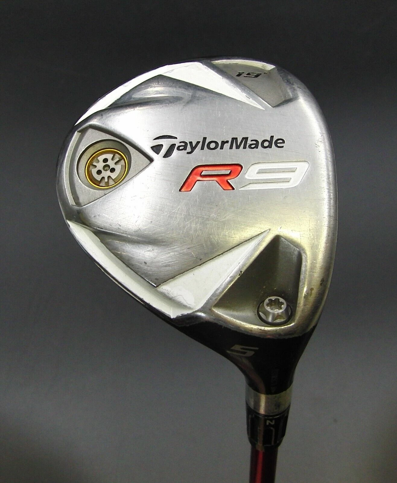Taylormade R9 19° 5 Wood Senior Graphite Shaft Taylormade Grip 1 Taylormade R9 19° 5 Wood Senior Graphite Shaft Taylormade Grip