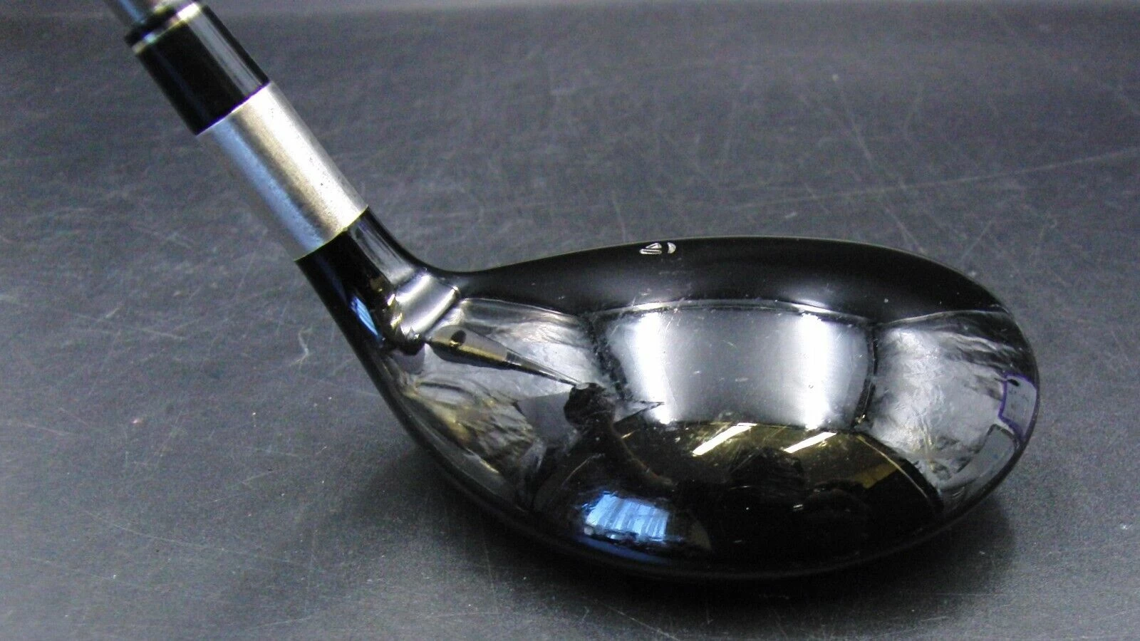 Ladies Taylormade R5 XL Plus 5 Hybrid Ladies Graphite Shaft Taylormade Grip 3 Ladies Taylormade R5 XL Plus 5 Hybrid Ladies Graphite Shaft Taylormade Grip - Image 3